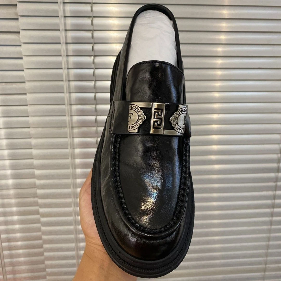 春季男士皮鞋2025时尚新款商务休闲皮鞋时尚耐磨透气乐福鞋高档鞋