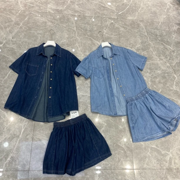短袖牛仔衬衫套装女夏季2025新款小个子港风复古阔腿短裤两件套潮