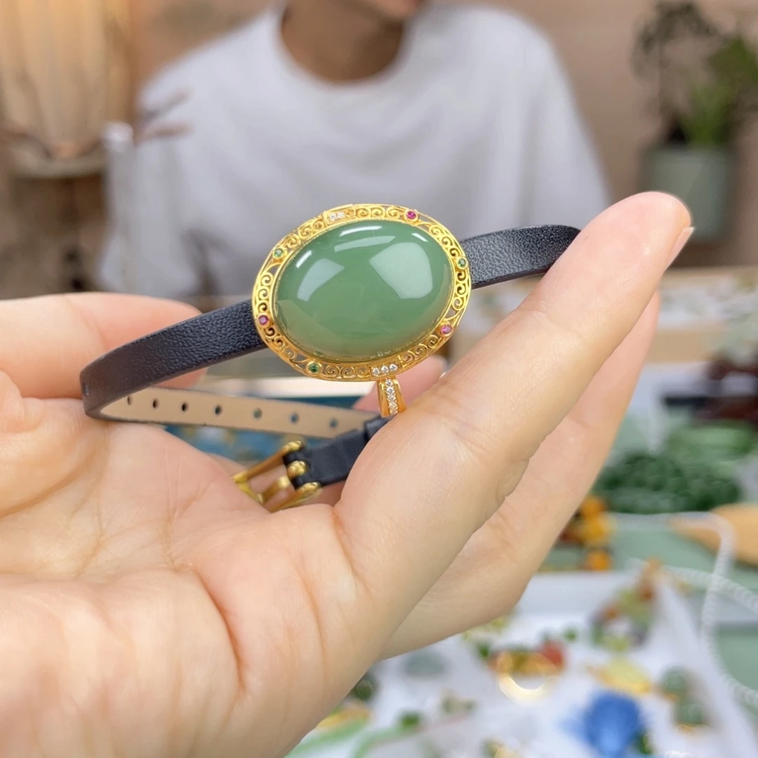 和田玉18K金镶嵌颈饰两用款