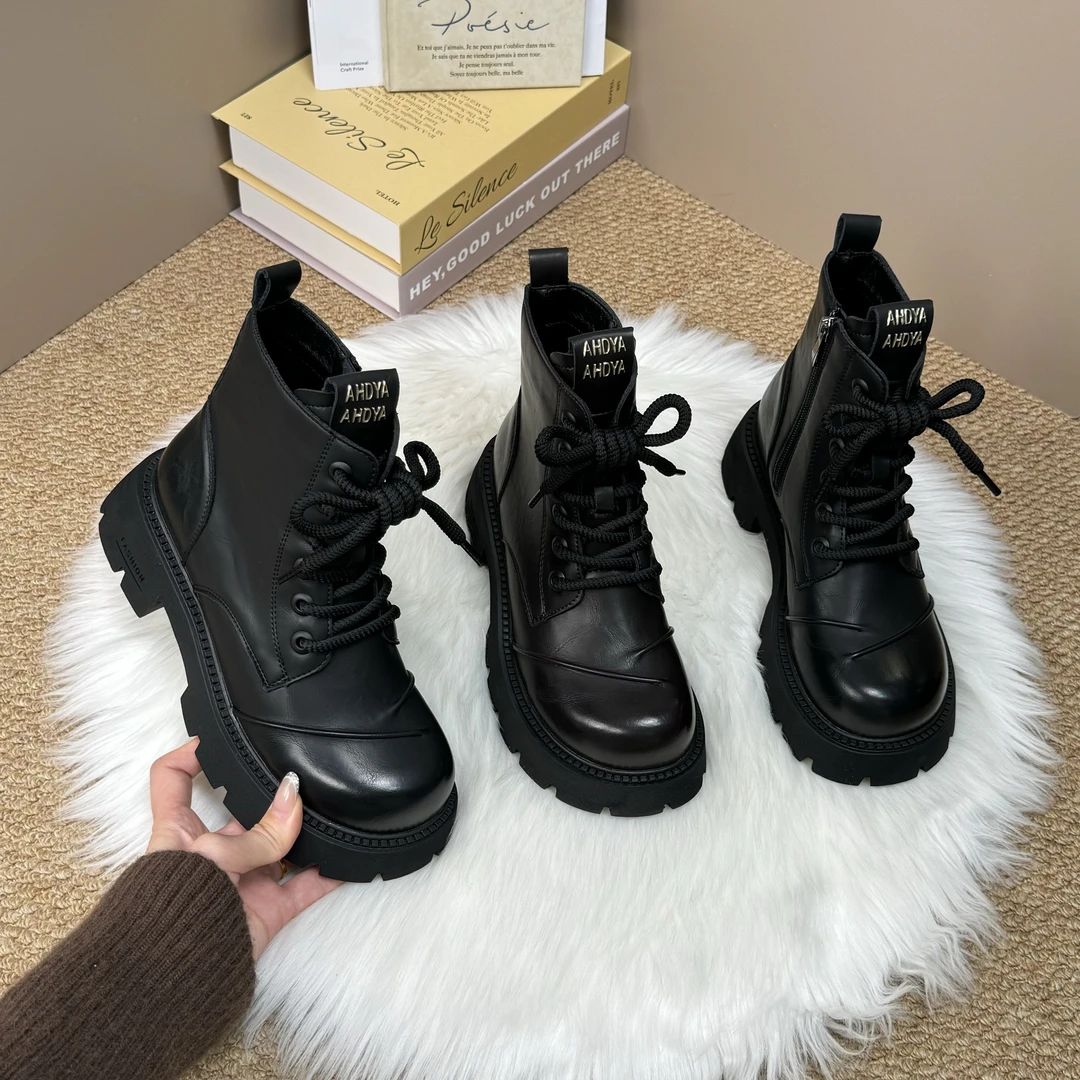 厚底马丁靴女2025秋冬新款百搭软底软面小个子显高显瘦英伦风短靴