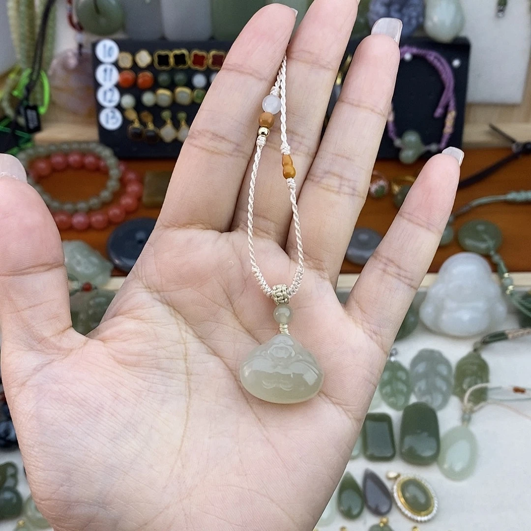 和田玉未镶嵌吊坠(不含链)