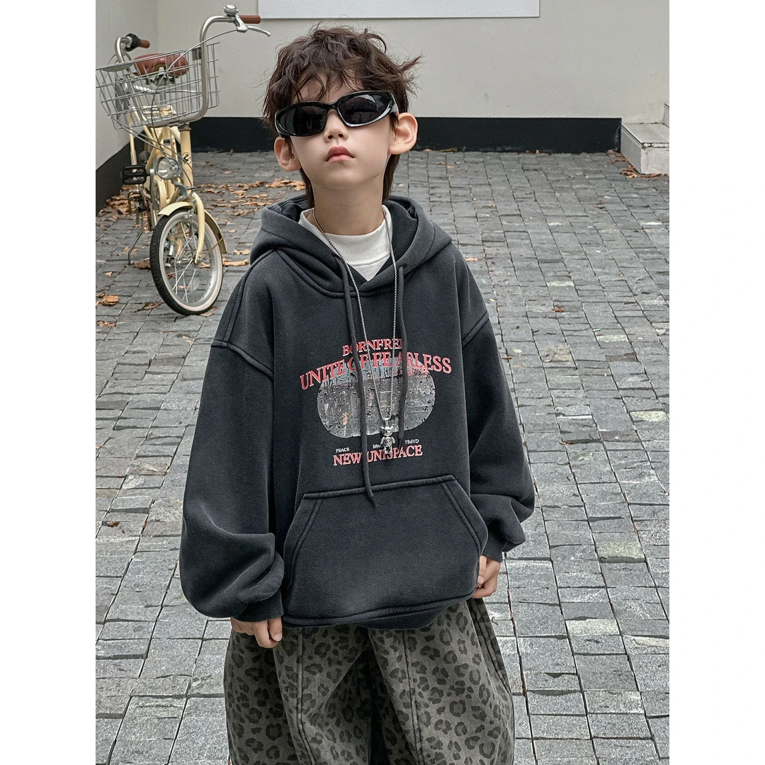 in 爱:mp25冬季男童炒色做旧加厚卫衣韩版儿童连帽加绒卫衣潮5907