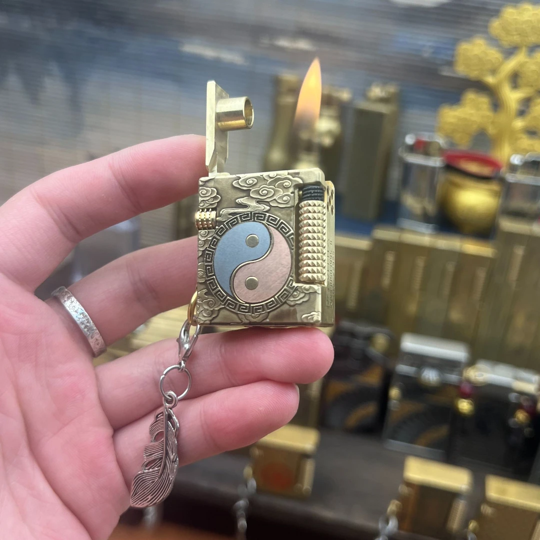 好运达天正纯黄铜小钢炮煤油打火机双面浮雕太极熊猫紫铜镶嵌送礼