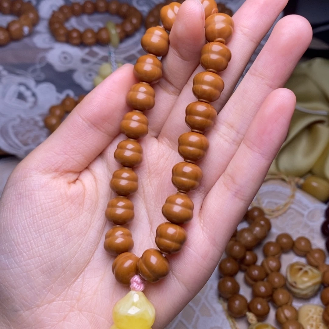 吊坠猴头核桃葫芦串