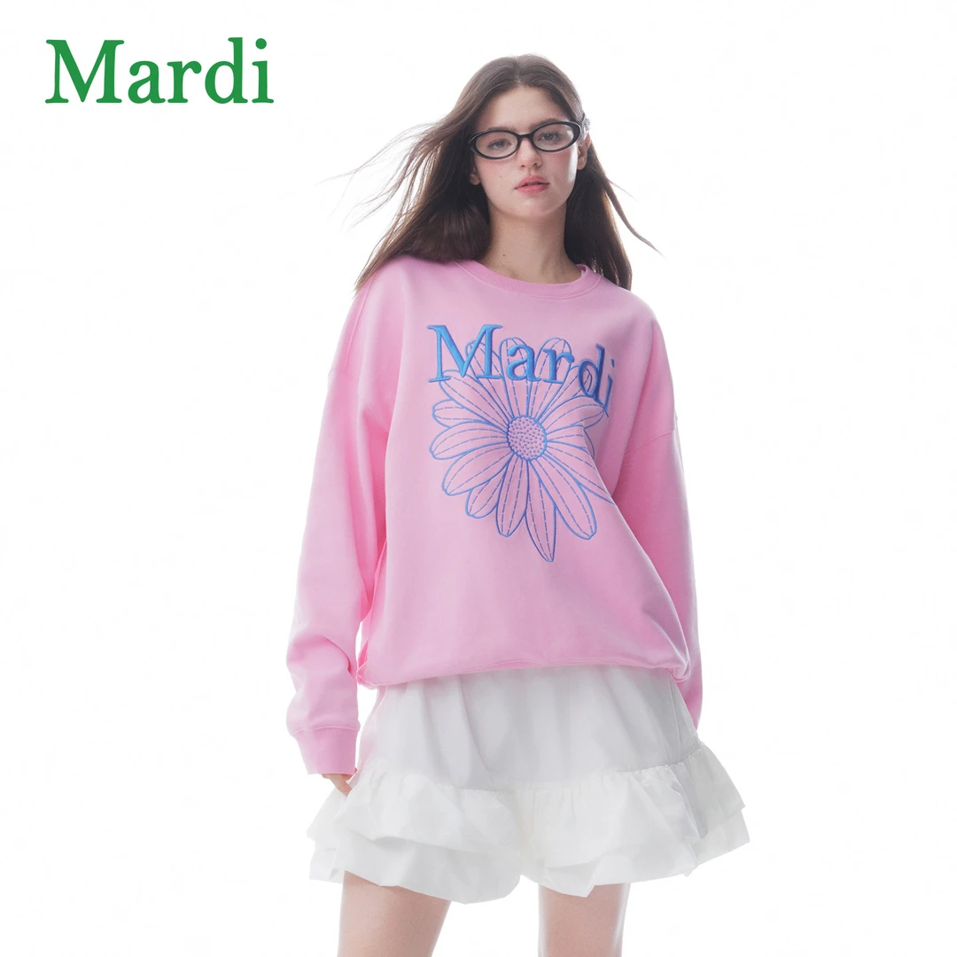 Mardi【新品】秋冬季刺绣情侣小雏菊经典款休闲圆领卫衣MWY2542601