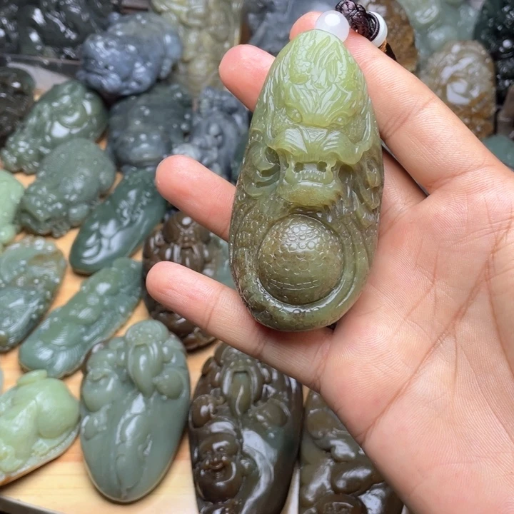 和田玉未镶嵌挂件