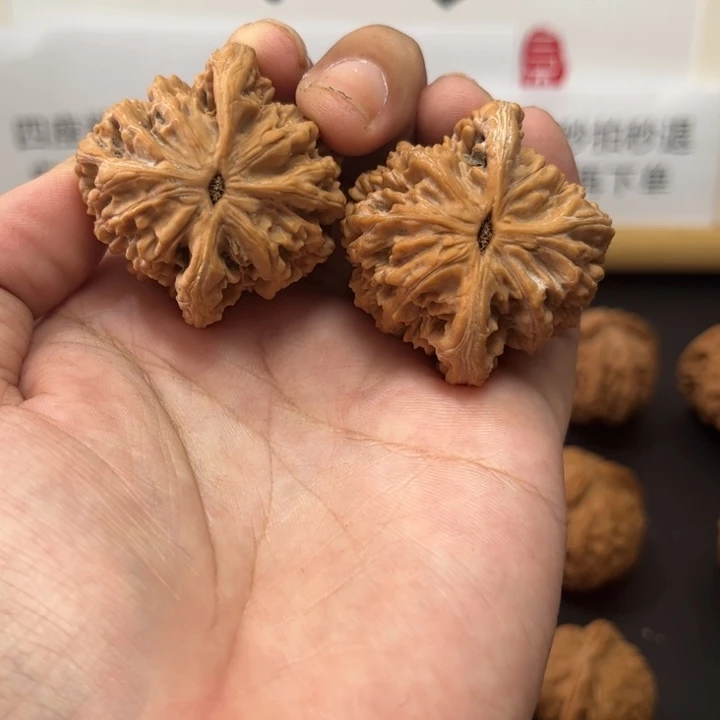 把件文玩核桃麦穗虎头40尺全品999