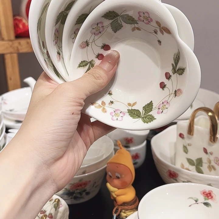 瓷片心碟骨瓷4个小吃碗