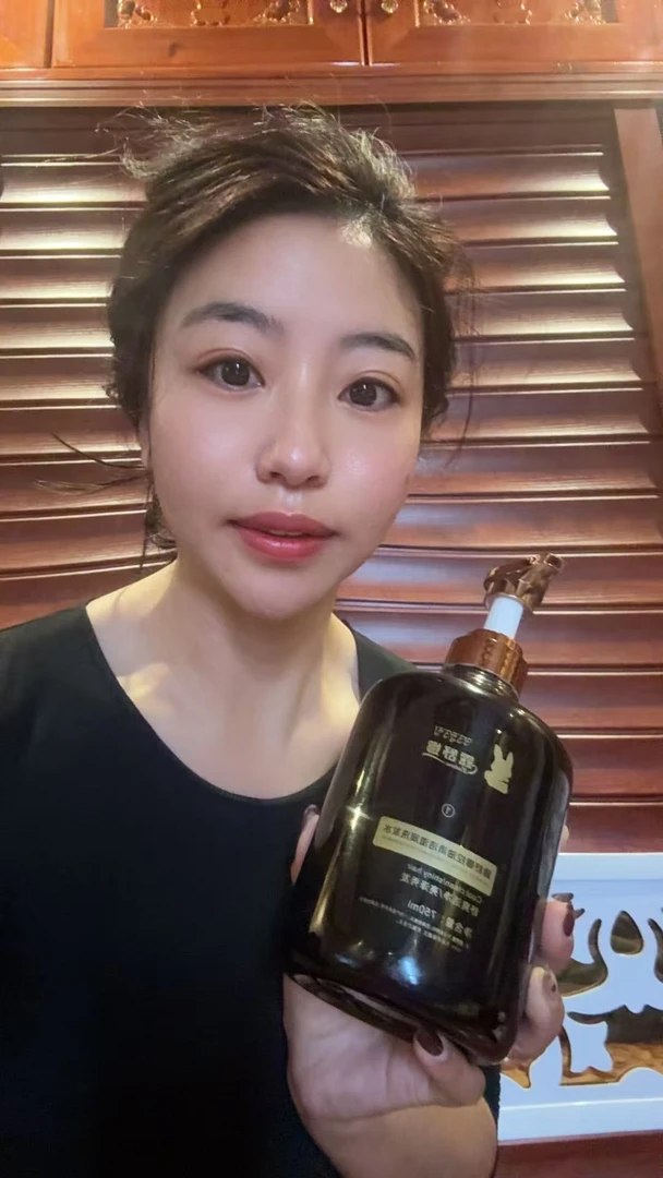 露舒娜控油清洁灌润洗发水