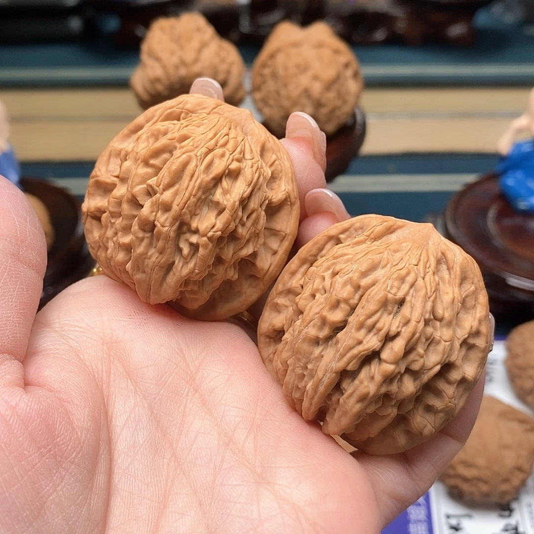 文玩核桃把件.**i虎头