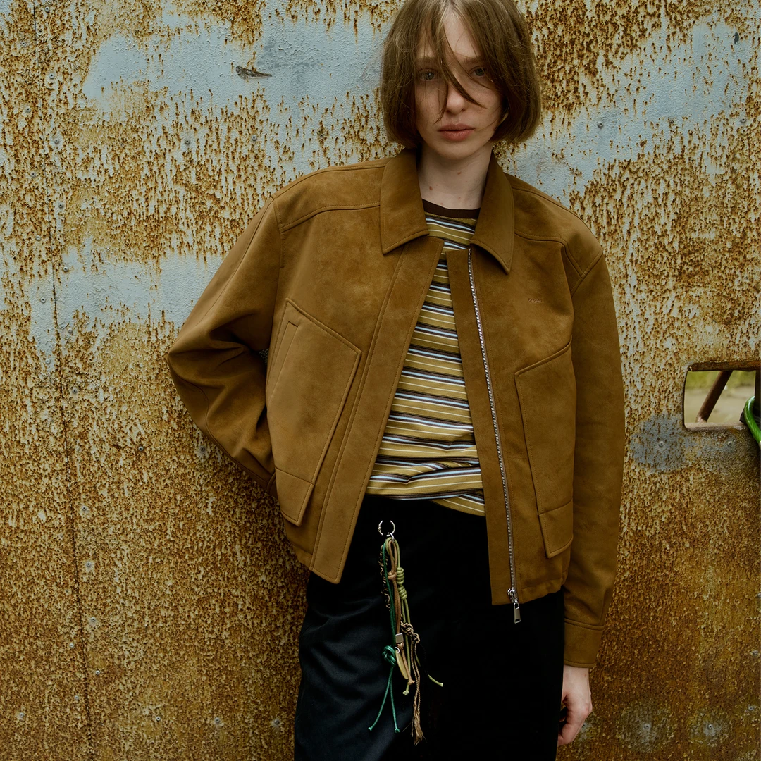 PHISM/PHISM【明星宋佳同款】复古干禧风短款PU立体口袋外套749C18