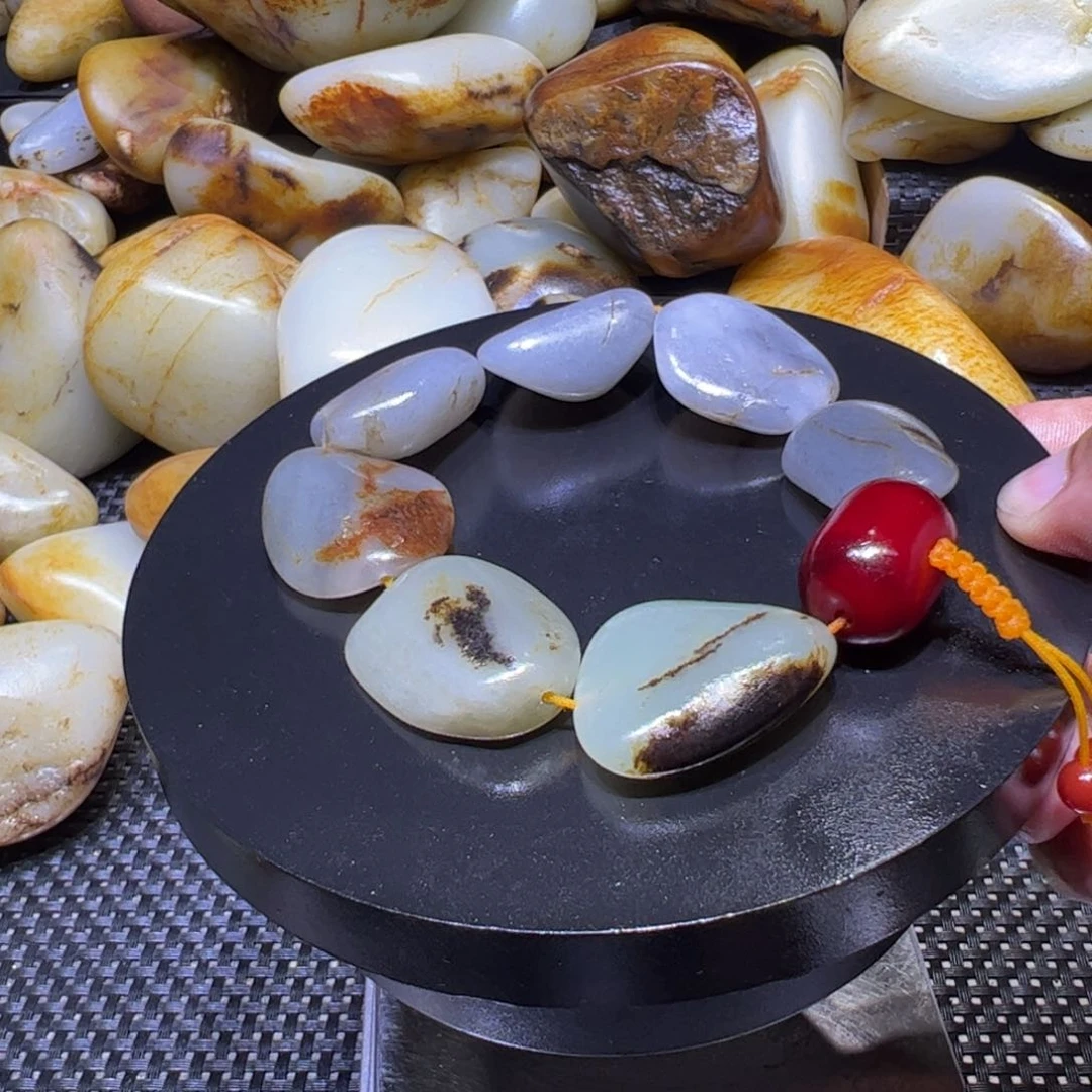 和田玉（子料）未镶嵌颈饰79