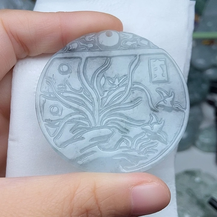 翡翠未镶嵌颈饰翡翠