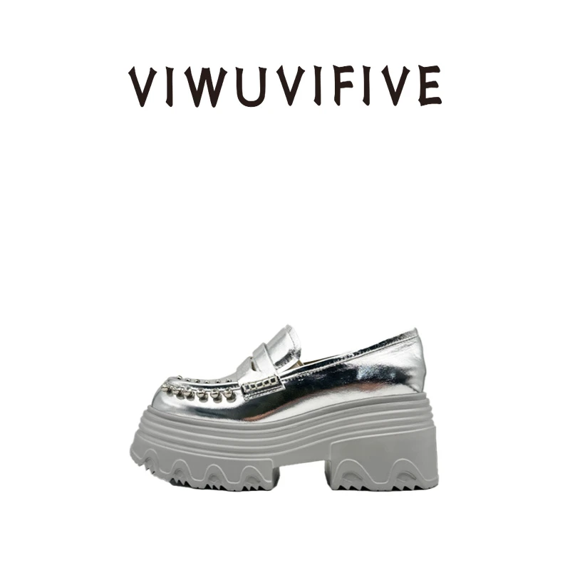 V5 VIWU.VIFIVE「银角」2025春季欧若风小个子百搭厚底松糕银色女鞋
