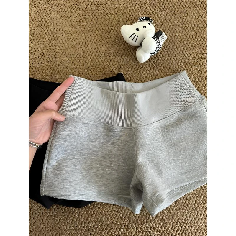 雪千羽灰色休闲运动短裤女夏2025新款外穿小个子辣妹高腰显瘦热裤