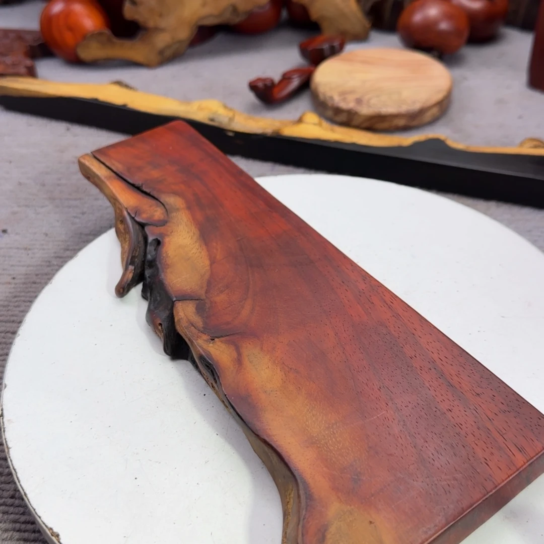 大果紫檀（缅甸花梨）?****?