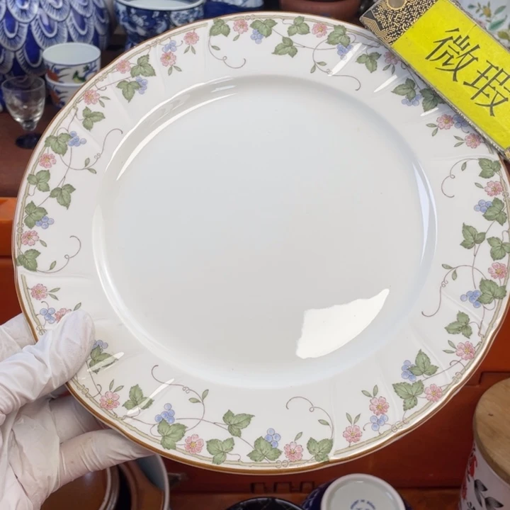 他家瓷器真美…开播了