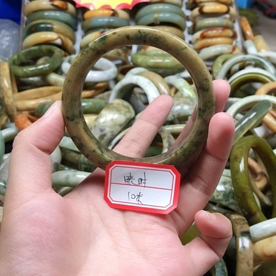 未镶嵌蛇纹石玉手镯晓*