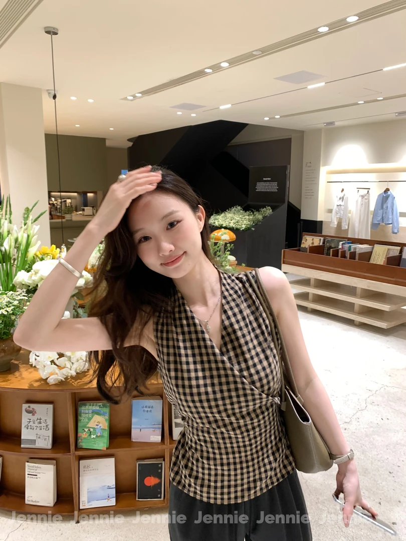 法式V领夏季百搭复古港风通勤收腰系带气质时尚格子背心