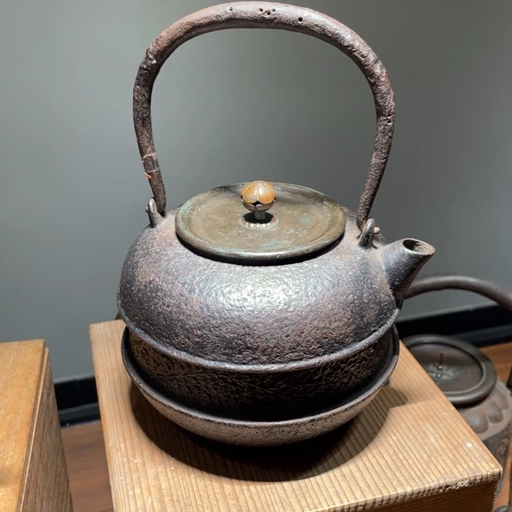 高桥万治造炮口壶