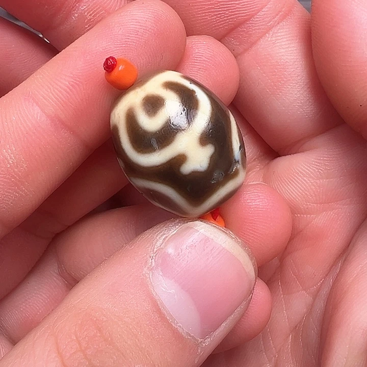 玛瑙/玉髓颈饰未镶嵌页岩不宝瓶