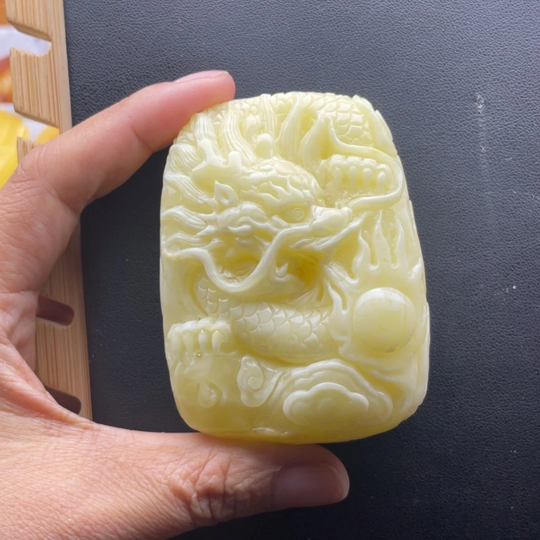 琥珀未镶嵌颈饰天然琥珀蜜蜡