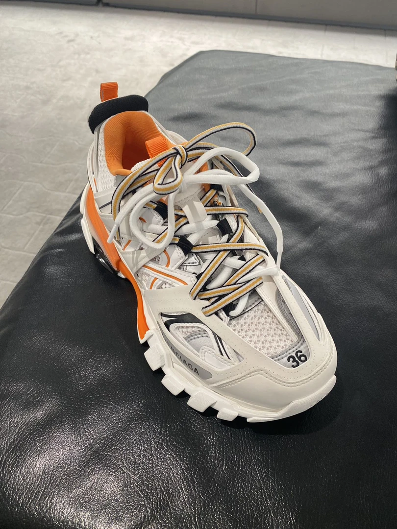 未使用 Balenciaga/巴黎世家 巴黎世家  track 鞋子 橙色