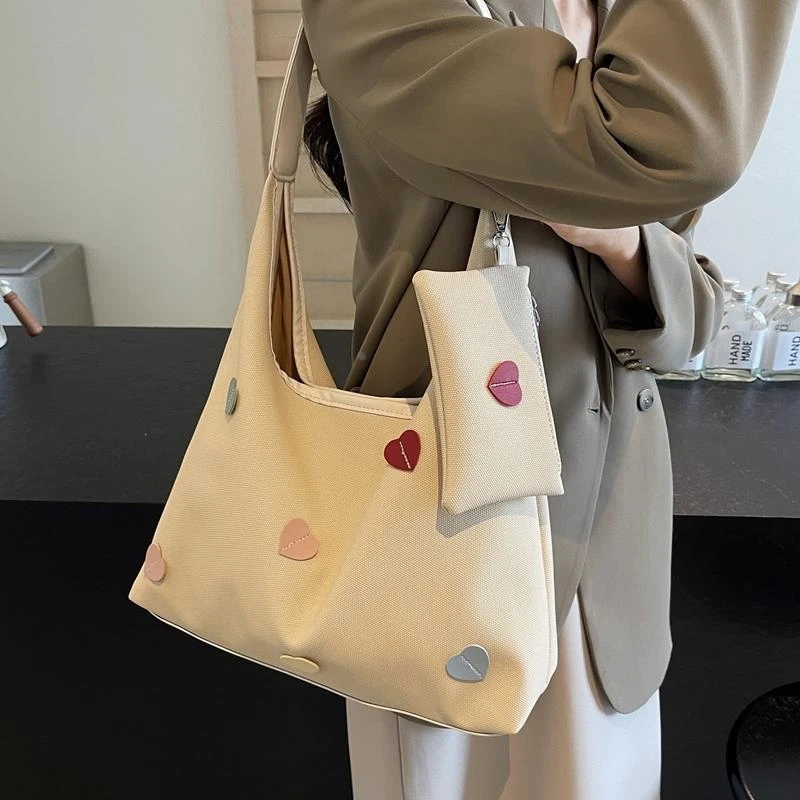 【送小包】洋气桃心大容量托特包上课通勤包2024新款潮时尚单肩包