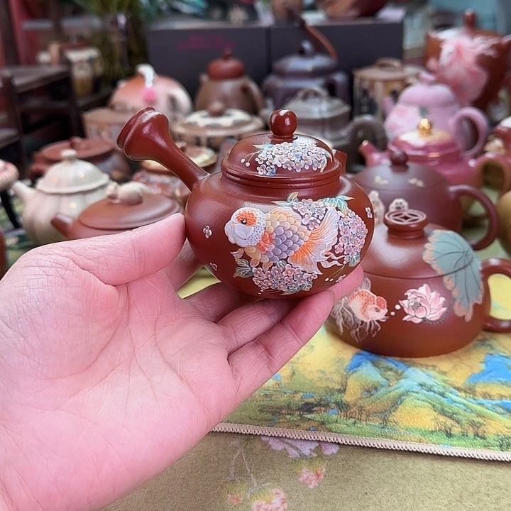紫砂茶壶侧把金鱼