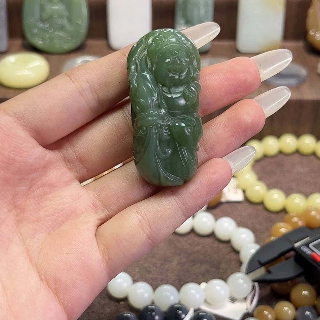 和田玉未镶嵌手串