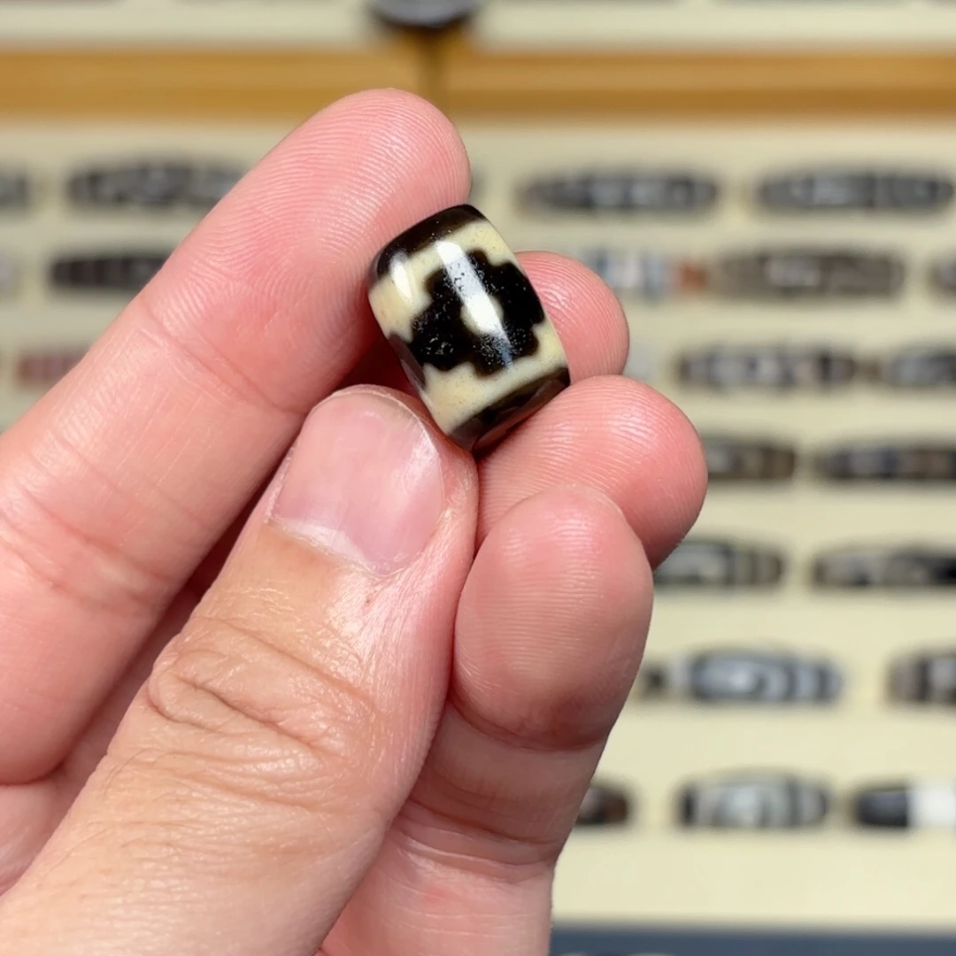 玛瑙/玉髓颈饰未镶嵌，*