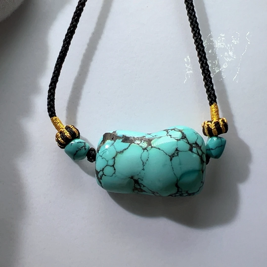 绿松石未镶嵌挂件