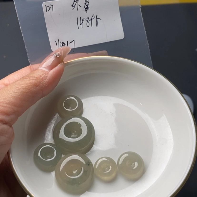 【闪购商品】翡翠颈饰未镶嵌外***宝