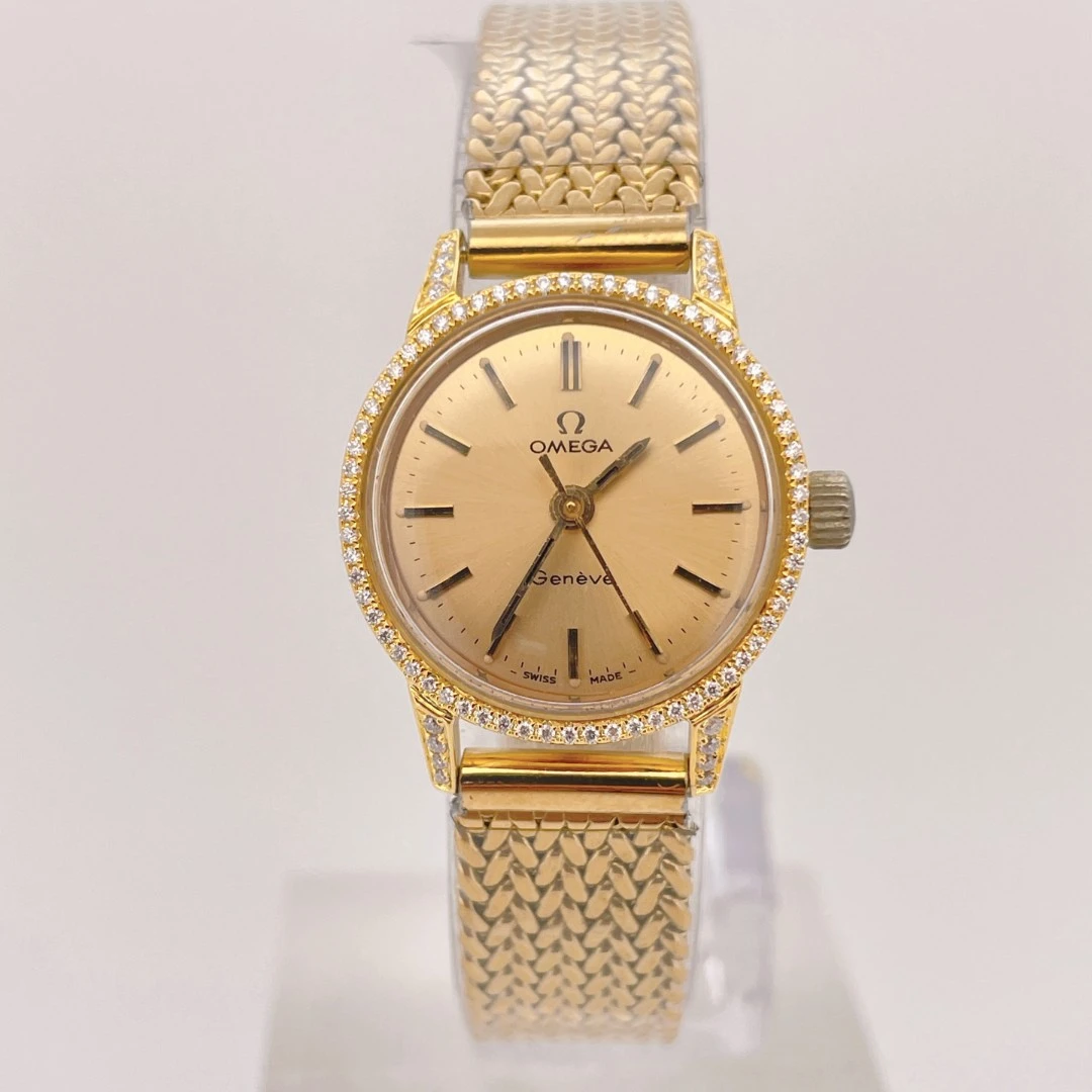 95新 Omega/欧米茄  手动机械后钻21.5mm/公价32999/w12439
