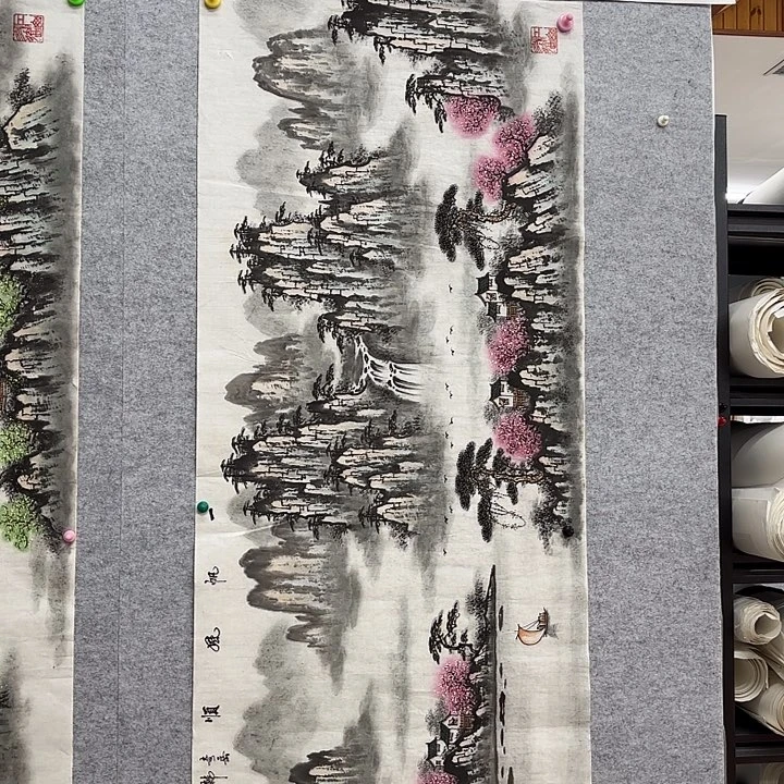国画花鸟等图案为一体