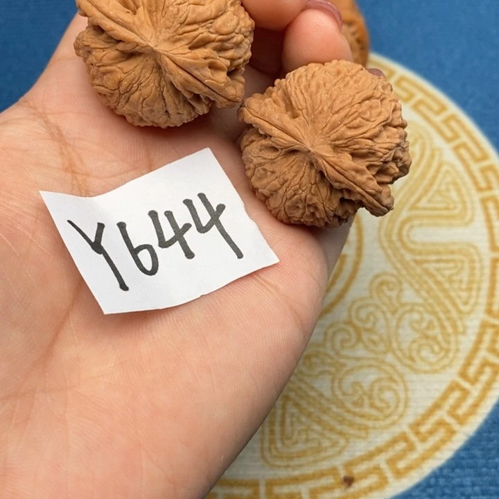 文玩核桃把件核桃