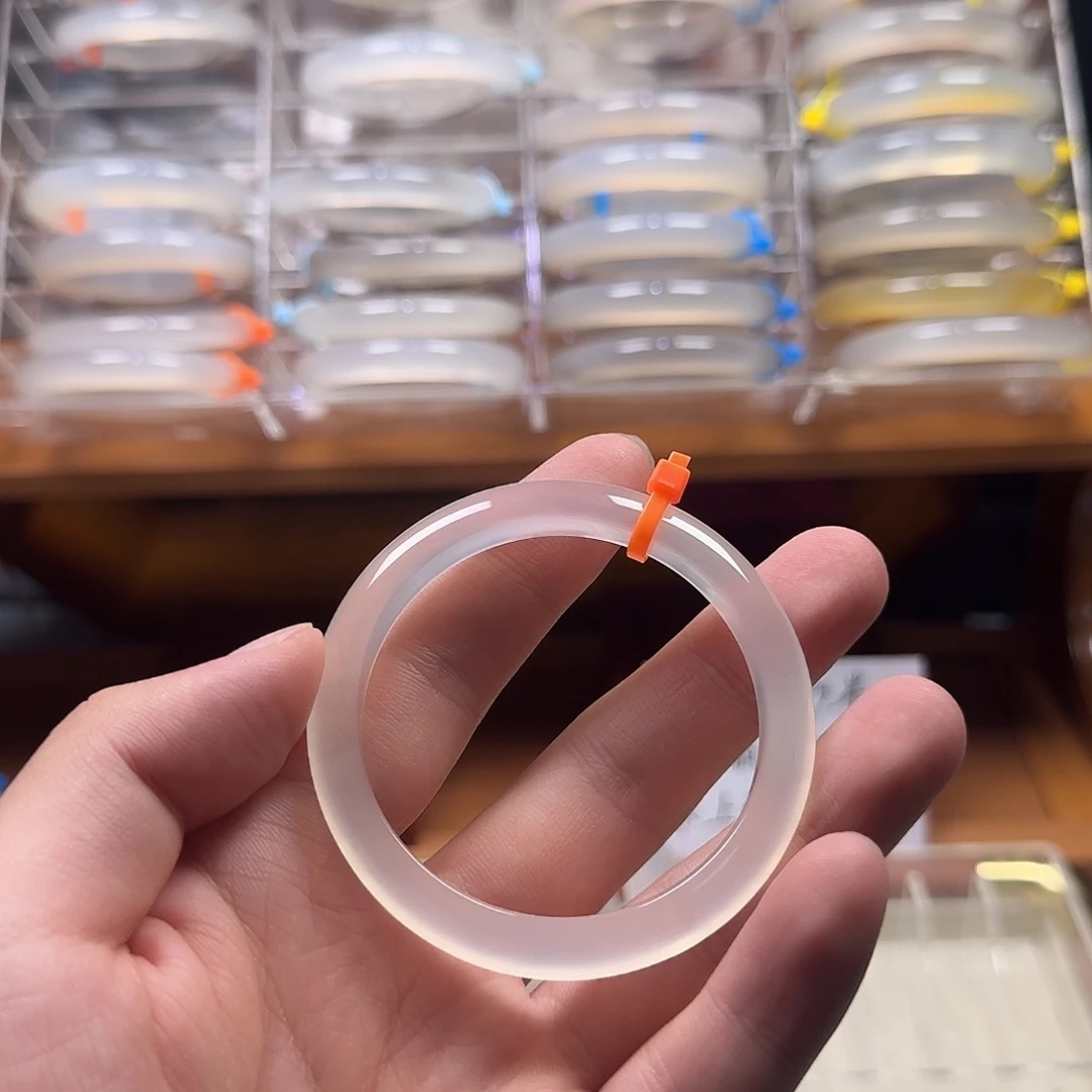 ࿐***࿐玛瑙/玉髓未镶嵌手镯