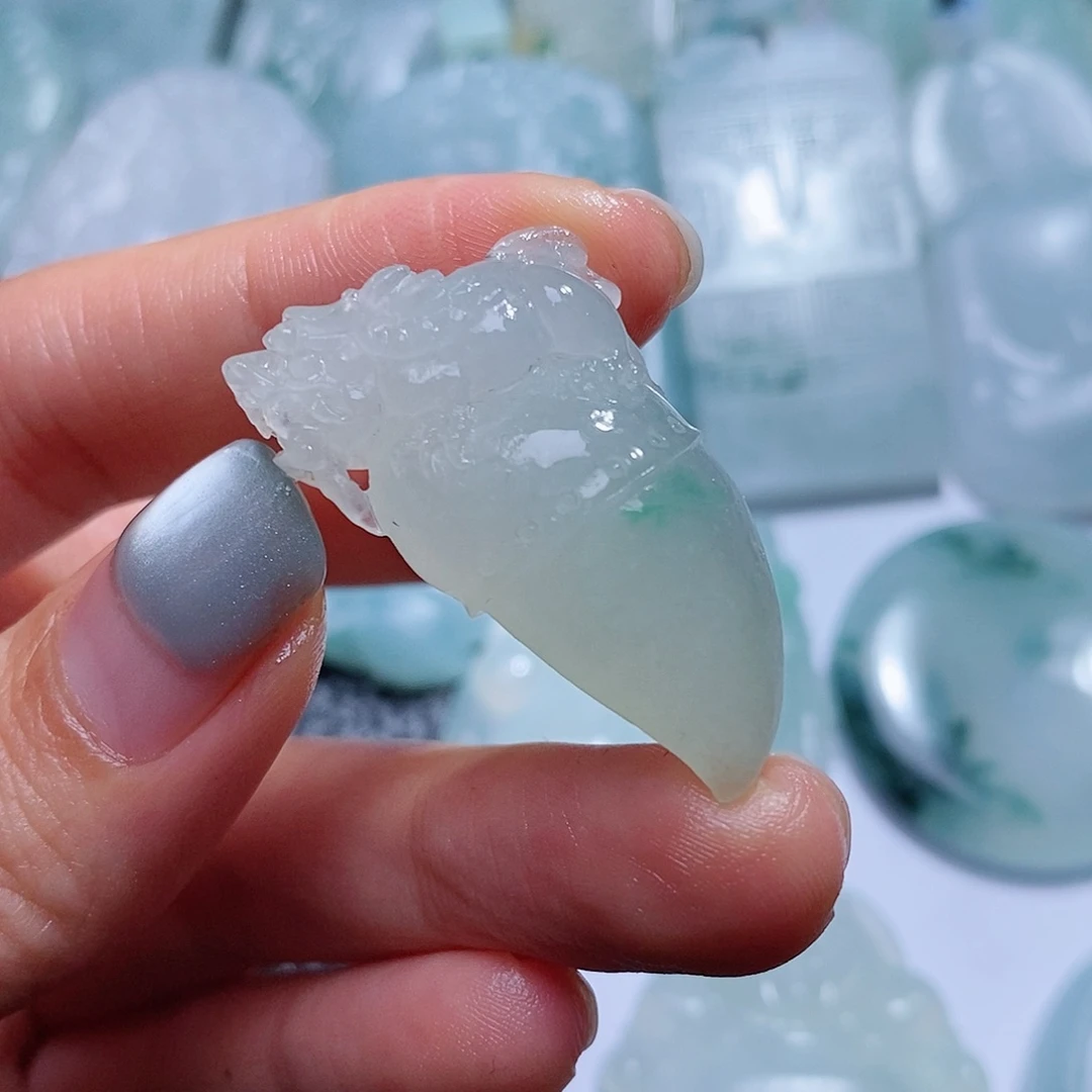 定制翡翠未镶嵌毛货付款后确认抛光