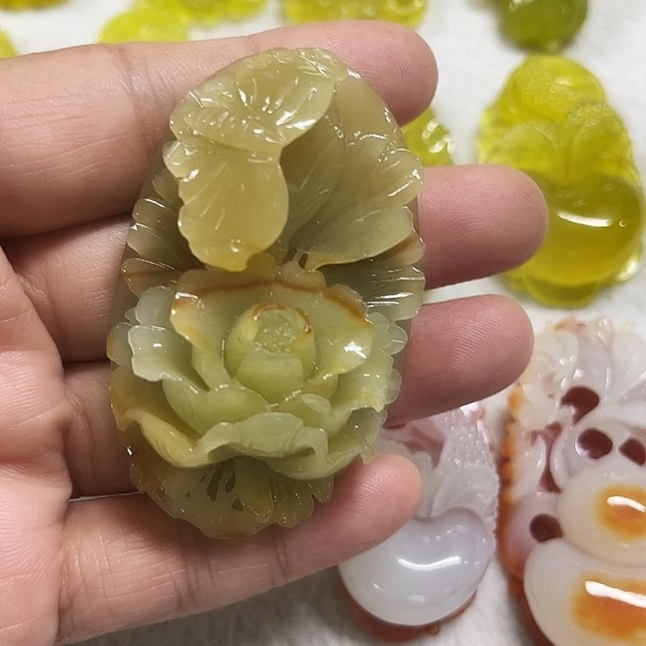 合金蛇纹石玉手镯（圆镯）