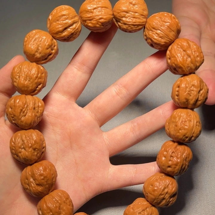 文玩核桃把件蛤蟆手持194