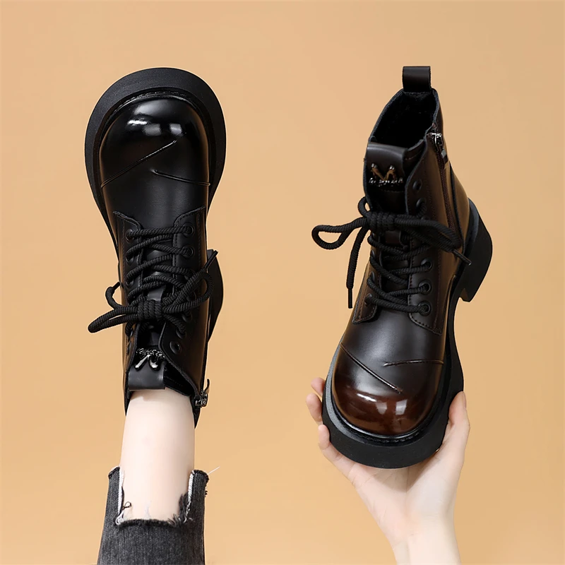 秋冬纯色侧拉链马丁靴2025新款厚底百搭系带靴子加绒圆头短靴