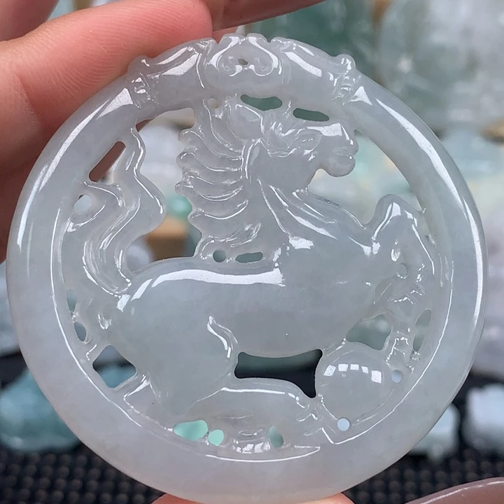 颈饰未镶嵌翡翠生肖马