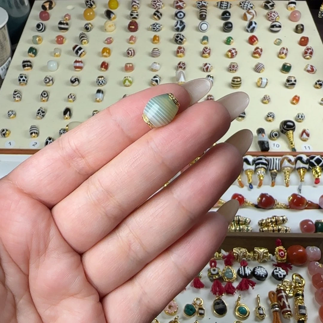 玛瑙/玉髓未镶嵌单珠顶珠配珠搭配