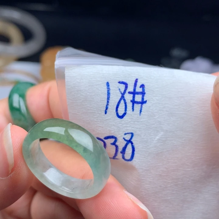 未镶嵌戒指翡翠戒圈