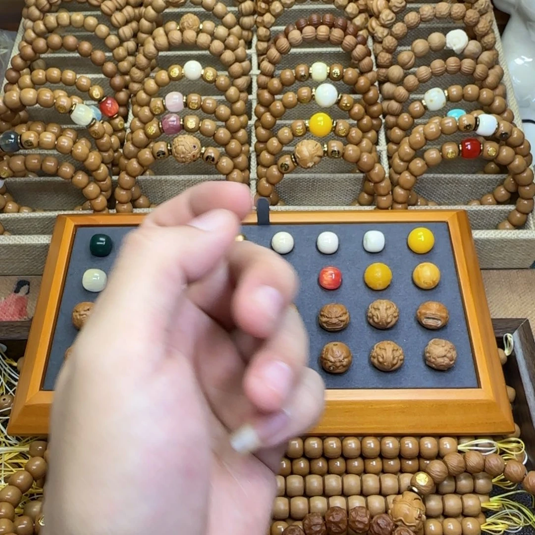 じ***静猴头核桃手串911猴头