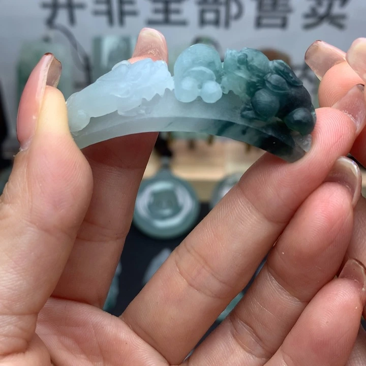 定制翡翠未镶嵌天然翡翠