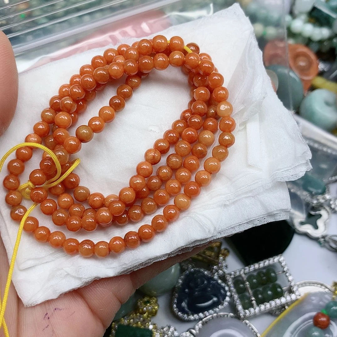 翡翠颈饰足银镶嵌翡翠