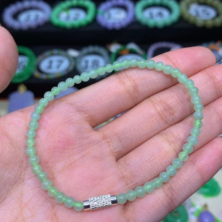 翡翠未镶嵌颈饰翡翠3