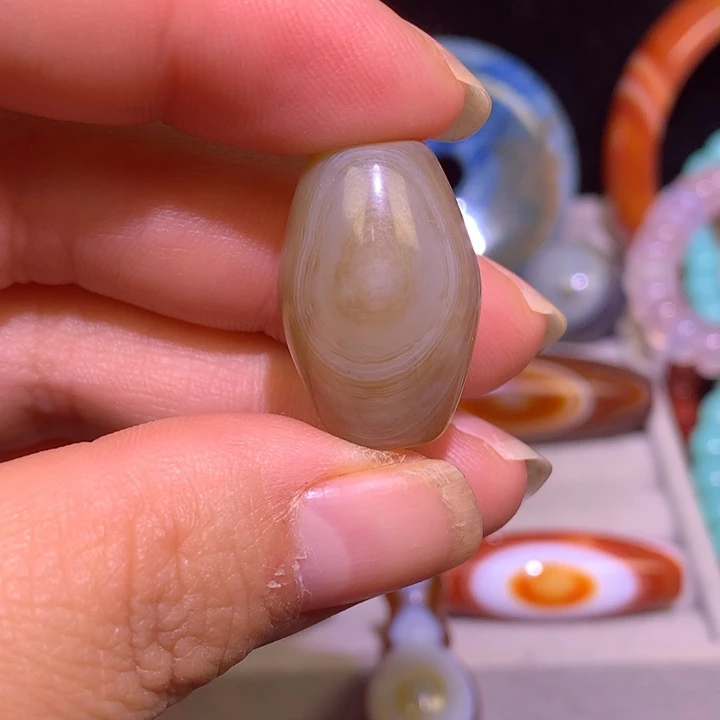 未镶嵌玛瑙/玉髓珠宝奇石