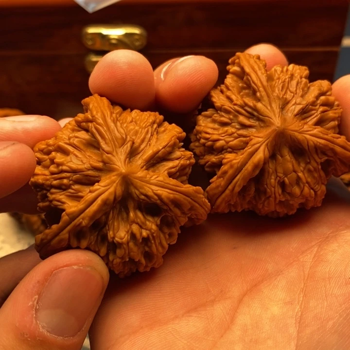 文玩核桃吊坠菜***?文玩核桃
